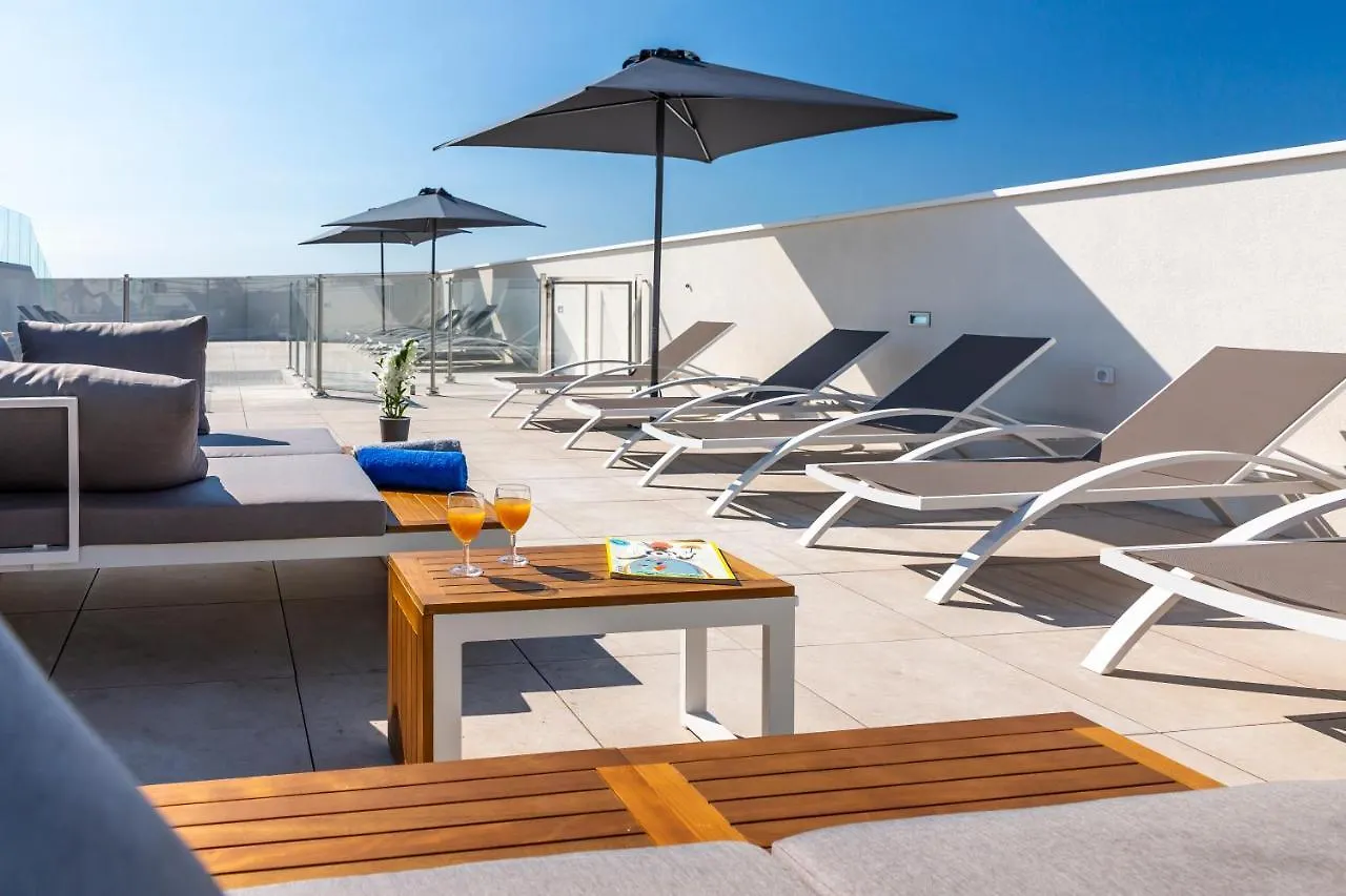 Nemea Appart Hotel Nice Arenas Aeroport