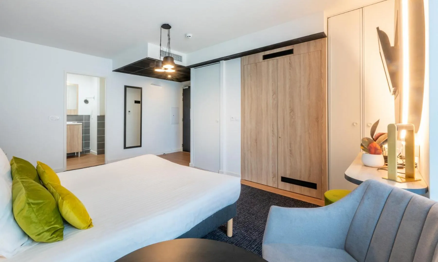 Nemea Appart Hotel Nice Arenas Aeroport